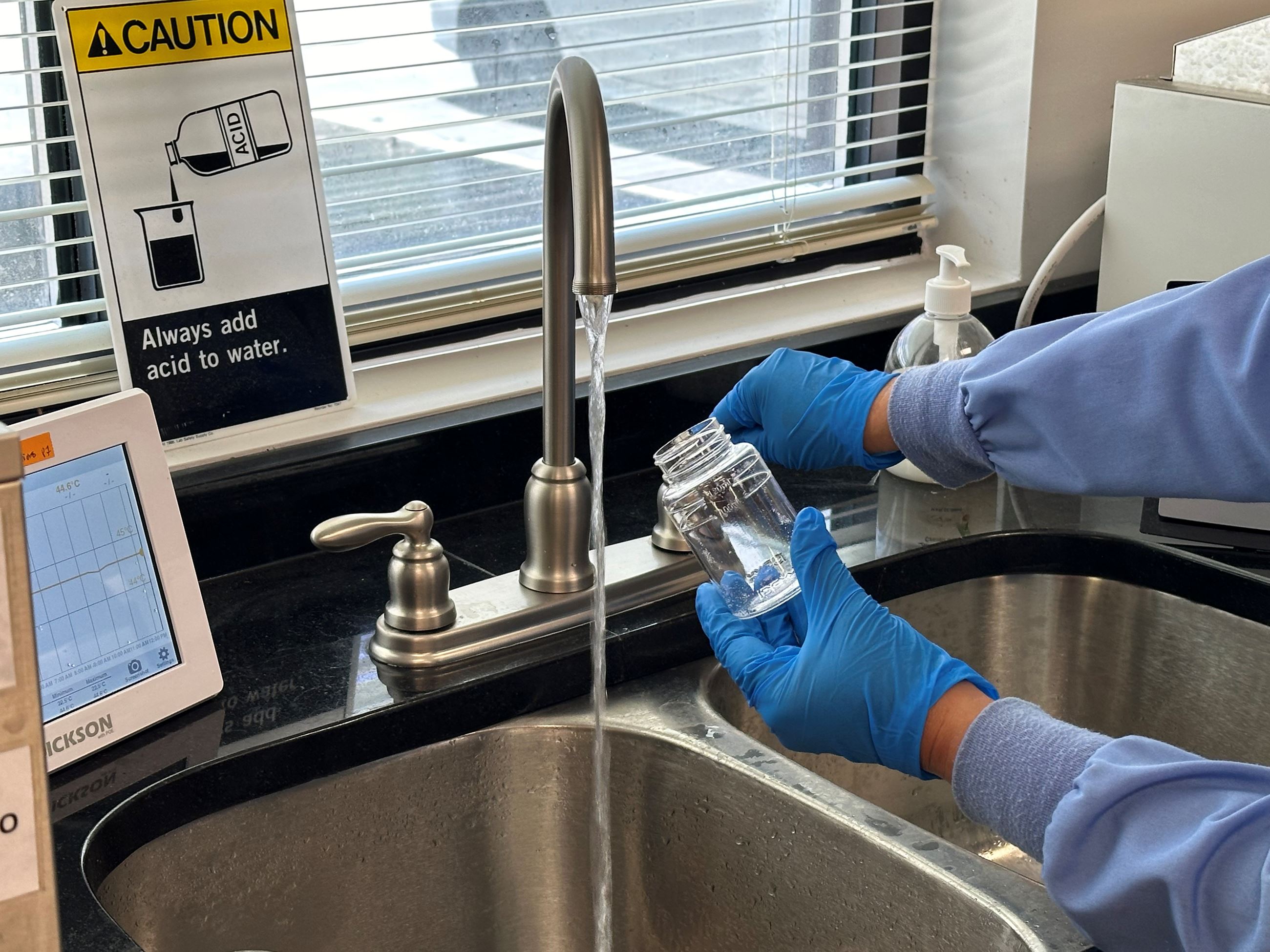 Laboratory Image (1)